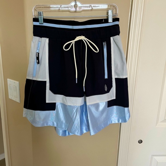 FREE PEOPLE MOVEMENT DRAFT PICK WOMENS SHORTS IN BLACK COMBO SIZE SM… - Picture 1 of 11